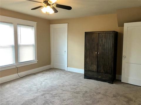 201 Center St, Struthers, OH 44471 photo 18