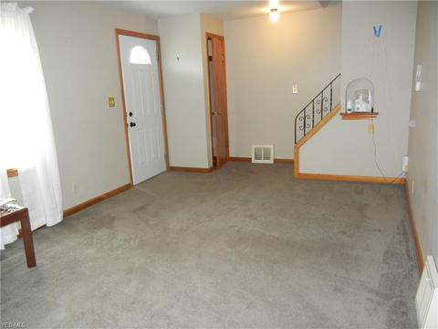 1104 Arlington Ave NW, Canton, OH 44708 photo 2
