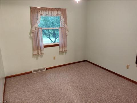 107 Timberlane Dr, Elyria, OH 44035 photo 20