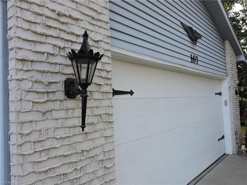 107 Timberlane Dr, Elyria, OH 44035 photo 3