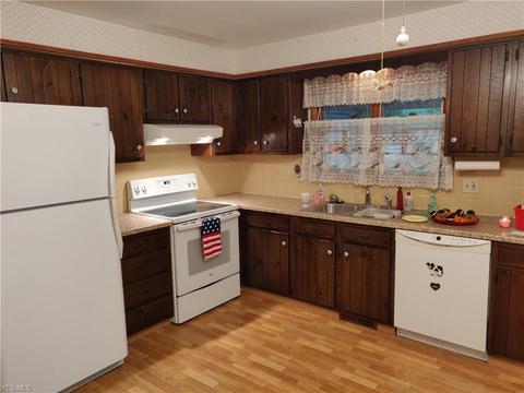 107 Timberlane Dr, Elyria, OH 44035 photo 12