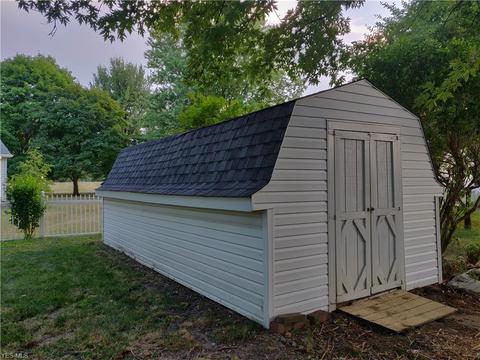 107 Timberlane Dr, Elyria, OH 44035 photo 6