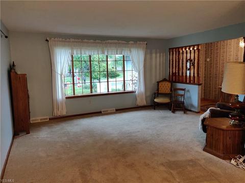 107 Timberlane Dr, Elyria, OH 44035 photo 14