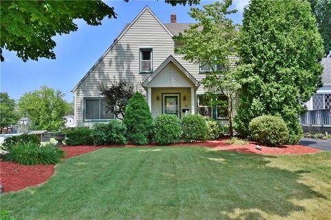 38 Woodview Ave, Youngstown, OH 44512 photo 1