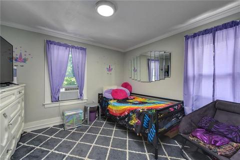 107 E 33rd St, Lorain, OH 44055 photo 4