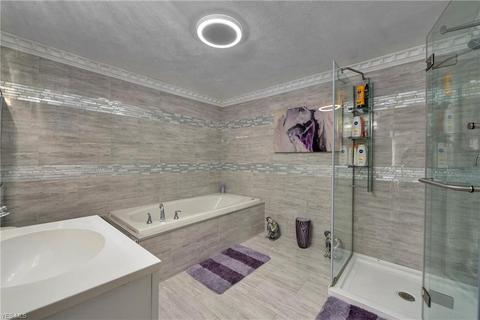 107 E 33rd St, Lorain, OH 44055 photo 11