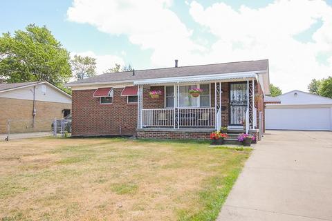 1964 E 37th St, Lorain, OH 44055 photo 1