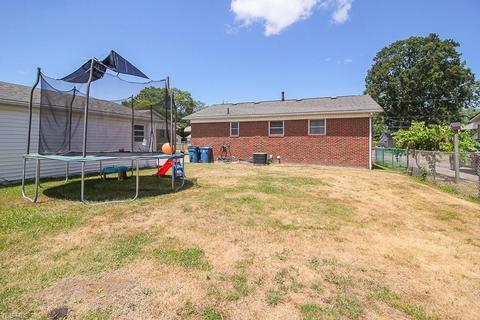 1964 E 37th St, Lorain, OH 44055 photo 31