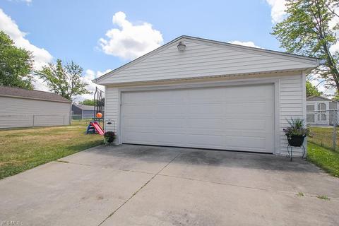 1964 E 37th St, Lorain, OH 44055 photo 28
