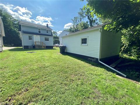 866 Carlysle St, Akron, OH 44310 photo 19