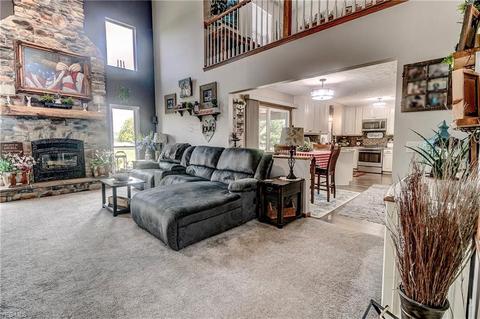 8619 Markley Dr, Wadsworth, OH 44281 photo 6