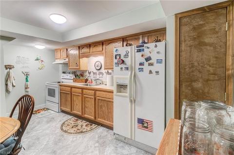 8619 Markley Dr, Wadsworth, OH 44281 photo 15