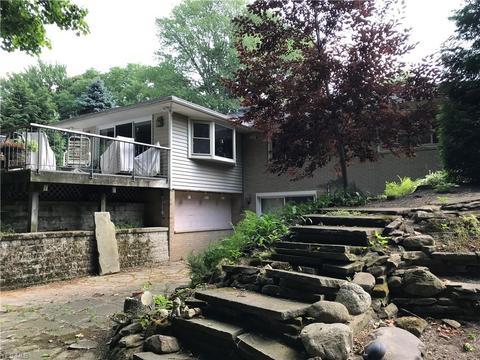 204 Crestview Dr, Elyria, OH 44035 photo 7