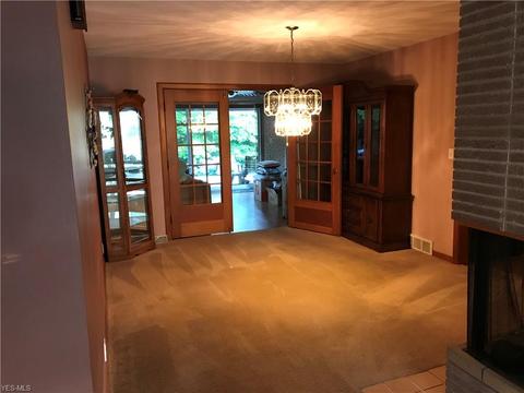 204 Crestview Dr, Elyria, OH 44035 photo 14