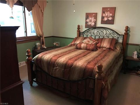 204 Crestview Dr, Elyria, OH 44035 photo 19