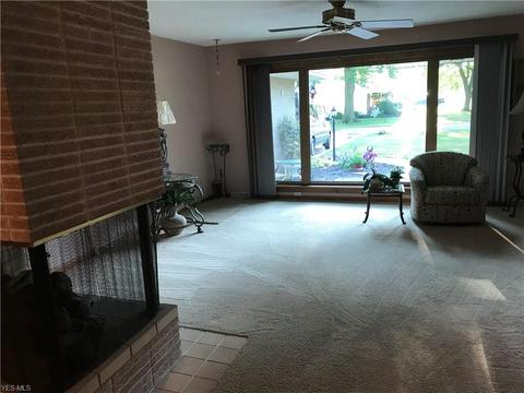 204 Crestview Dr, Elyria, OH 44035 photo 13