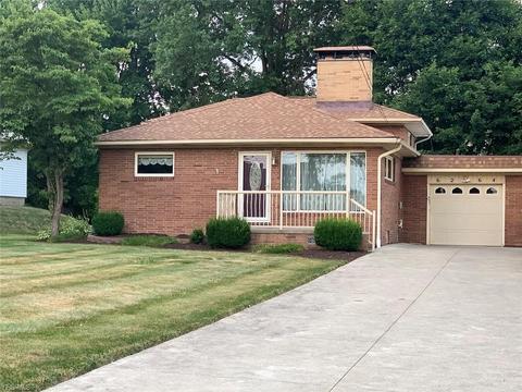 6264 Firestone Ave NE, Canton, OH 44721 photo 1
