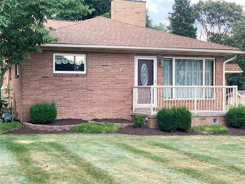 6264 Firestone Ave NE, Canton, OH 44721 photo 2