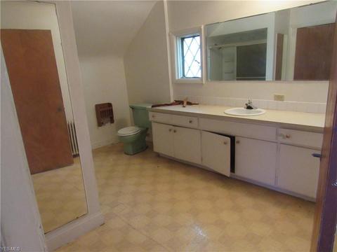 836 Center St, Ashtabula, OH 44004 photo 10
