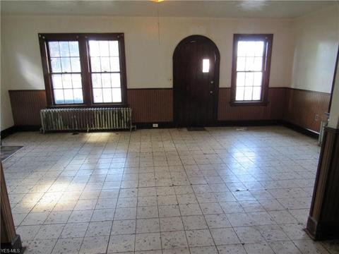 836 Center St, Ashtabula, OH 44004 photo 4