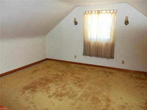 1713 E 300th St, Wickliffe, OH 44092 photo 13
