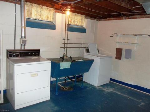 1713 E 300th St, Wickliffe, OH 44092 photo 17