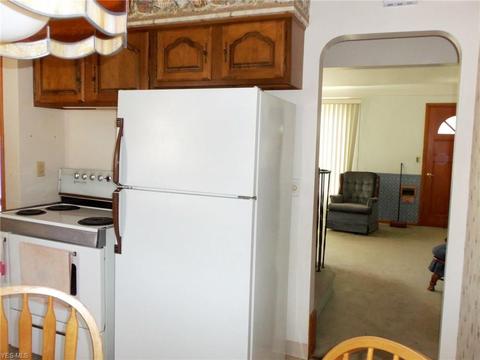 1713 E 300th St, Wickliffe, OH 44092 photo 6