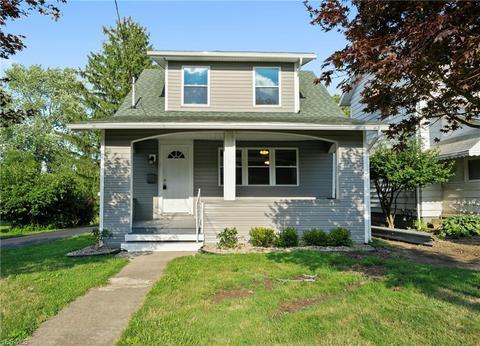 542 5th St, Struthers, OH 44471 photo 1