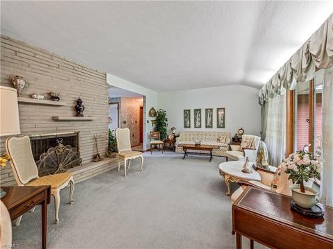 332 Franks Ave, Wadsworth, OH 44281 photo 6