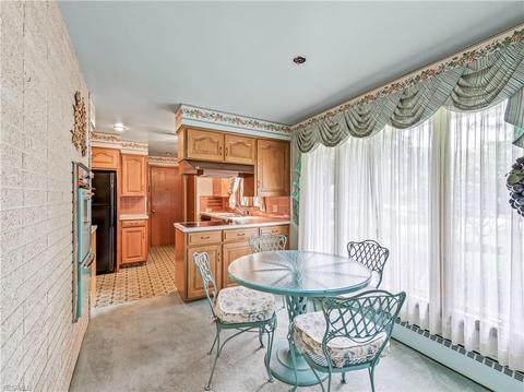 332 Franks Ave, Wadsworth, OH 44281 photo 16