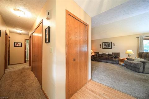 5565 W Maple Rd, Geneva, OH 44041 photo 9