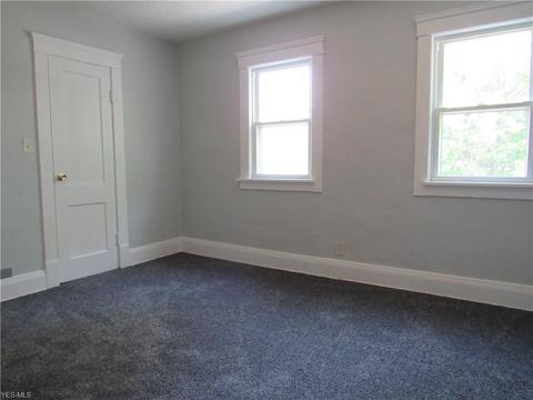 2408 E 31st St, Lorain, OH 44055 photo 20