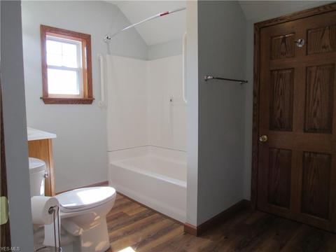 2408 E 31st St, Lorain, OH 44055 photo 24