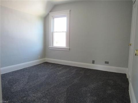 2408 E 31st St, Lorain, OH 44055 photo 21