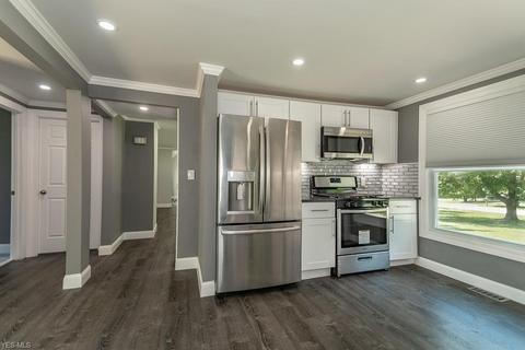 34770 Solon Rd, Solon, OH 44139 photo 6