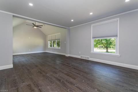 34770 Solon Rd, Solon, OH 44139 photo 12