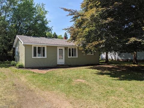 1650 E 51st St, Ashtabula, OH 44004 photo 1