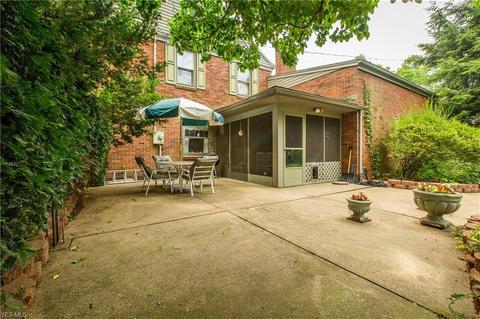 121 E 12th St, Dover, OH 44622 photo 6