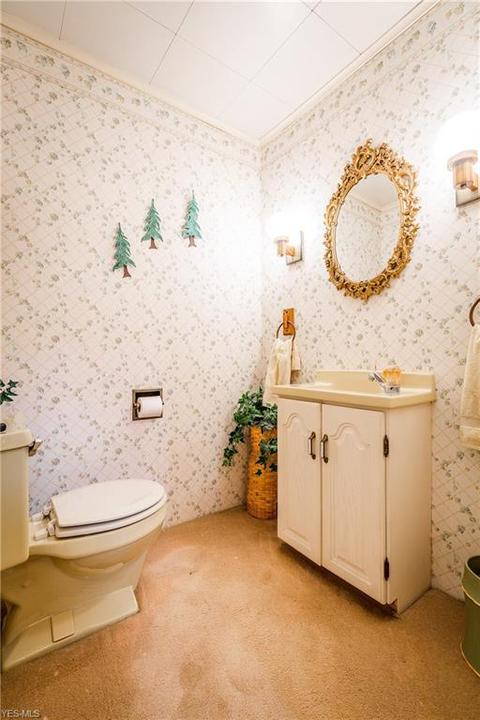 121 E 12th St, Dover, OH 44622 photo 10