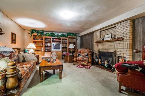 121 E 12th St, Dover, OH 44622 photo 18