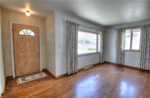 1535 E 300th St, Wickliffe, OH 44092 photo 13