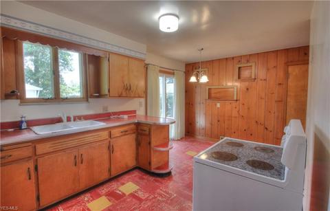1535 E 300th St, Wickliffe, OH 44092 photo 18