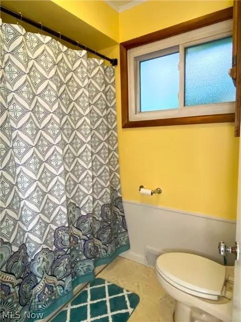 556 Parkview Ave, Akron, OH 44310 photo 10