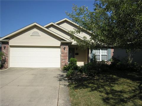 329 Longfellow St, Elyria, OH 44035 photo 1