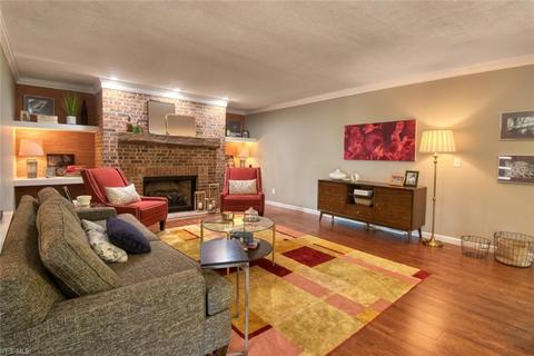 7903 Memory Ln, Canfield, OH 44406 photo 4
