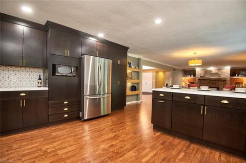 7903 Memory Ln, Canfield, OH 44406 photo 9
