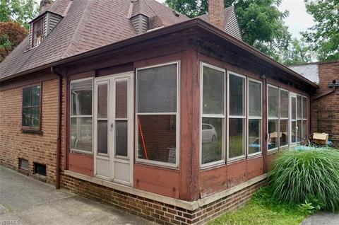5686 Onaway Oval, Parma, OH 44130 photo 6