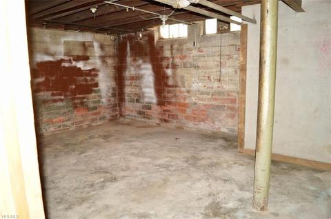 5686 Onaway Oval, Parma, OH 44130 photo 34