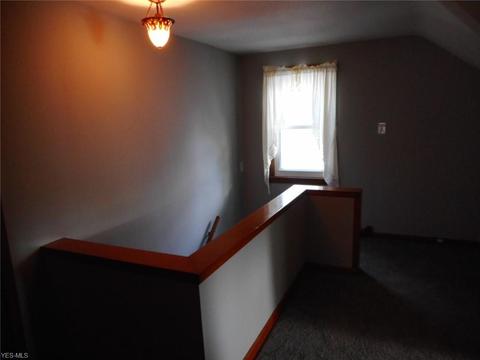 5823 Eldon Dr, Parma Heights, OH 44130 photo 15