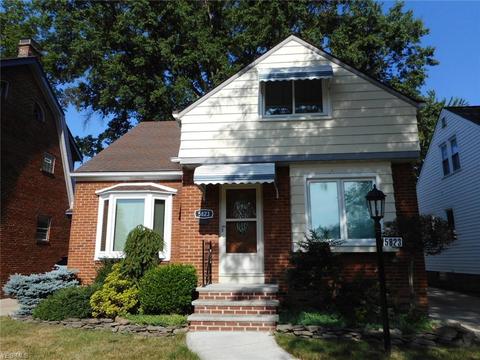5823 Eldon Dr, Parma Heights, OH 44130 photo 1